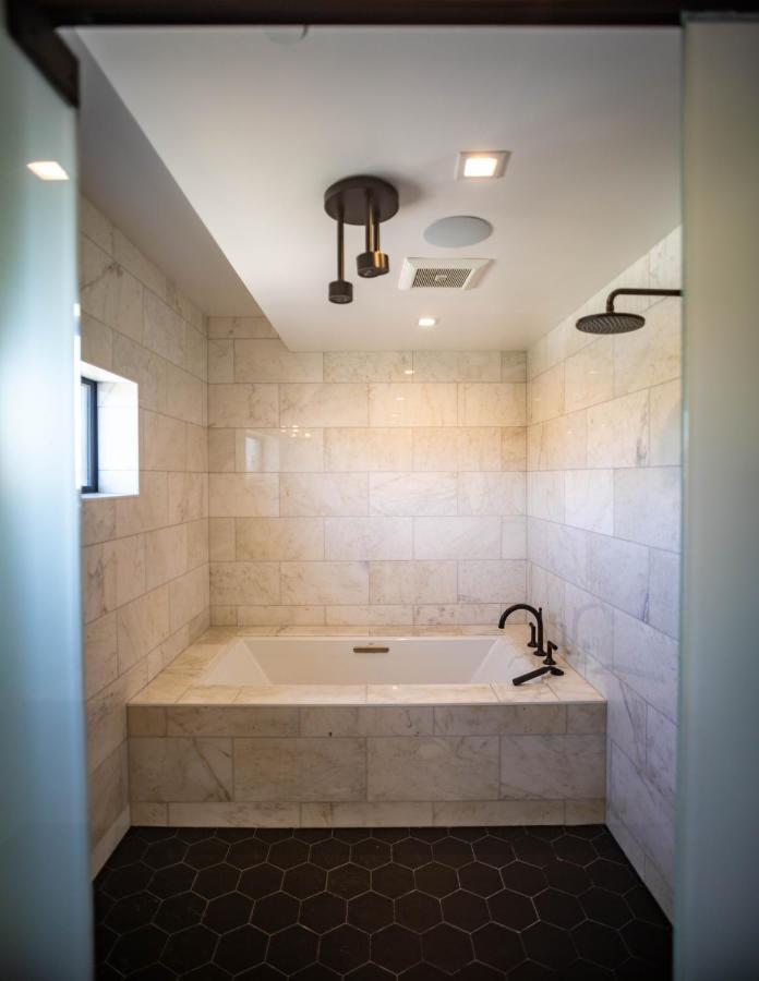 Haven Coliving Hostel ลอสแอนเจลิส ภายนอก รูปภาพ
