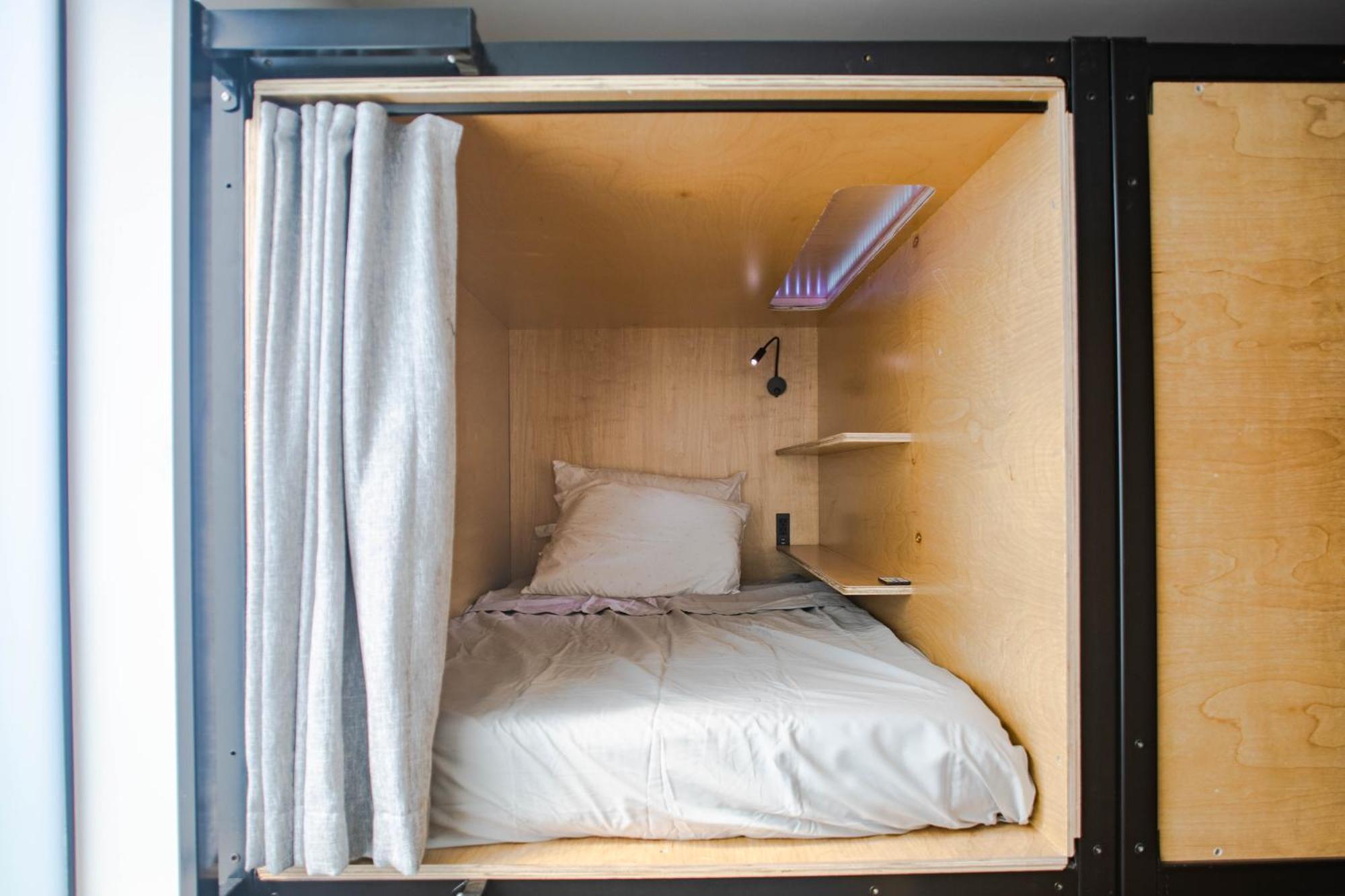 Haven Coliving Hostel ลอสแอนเจลิส ภายนอก รูปภาพ