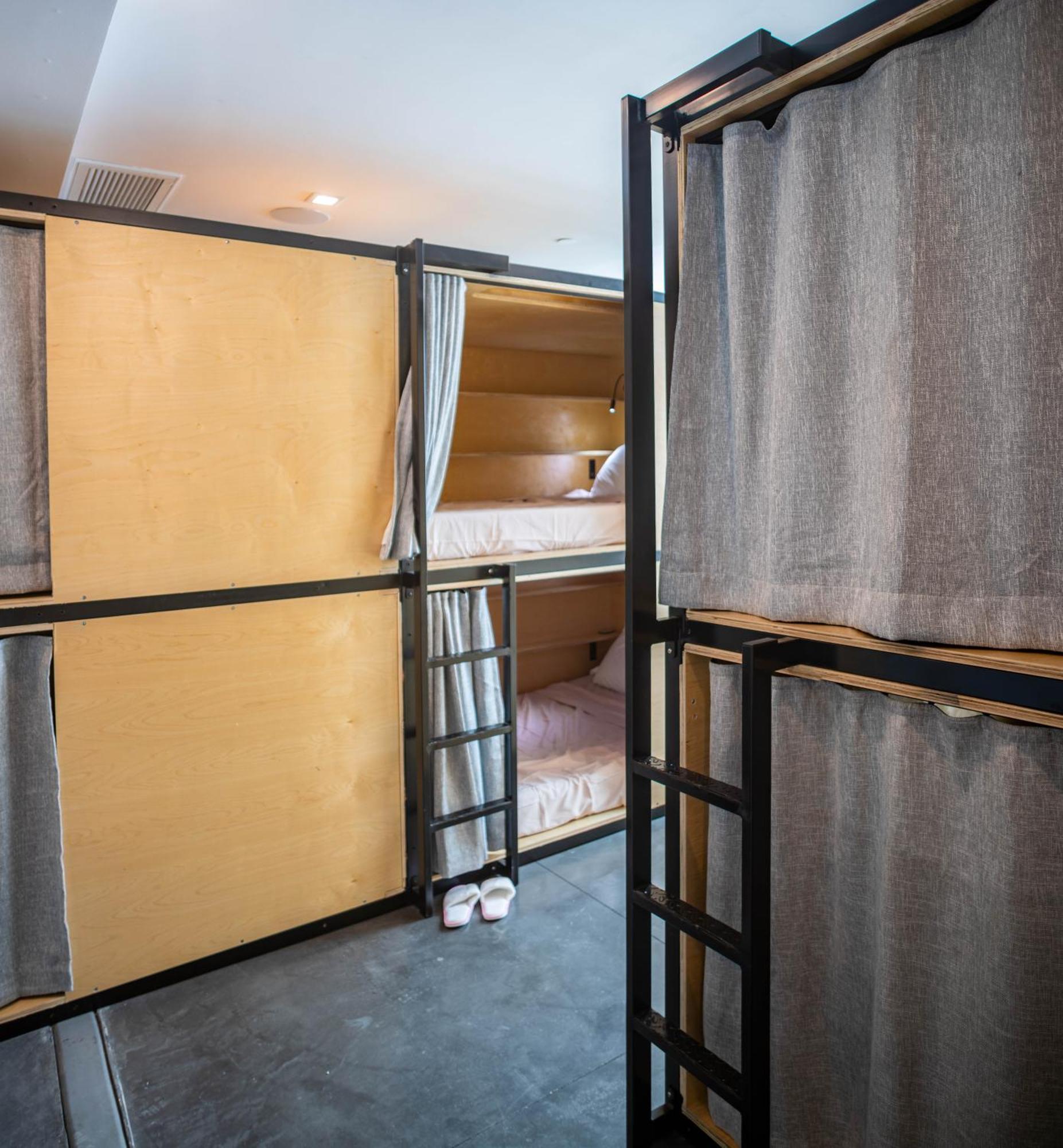 Haven Coliving Hostel ลอสแอนเจลิส ภายนอก รูปภาพ